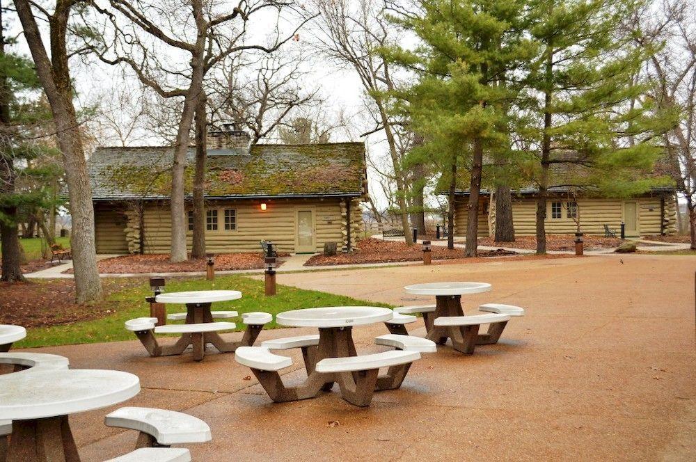 Starved Rock Lodge & Conference Center Utica Exterior photo